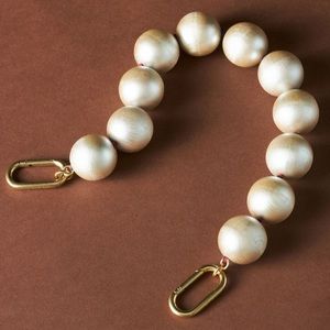 Clare V Jumbo Pearl Shorty Strap-EUC